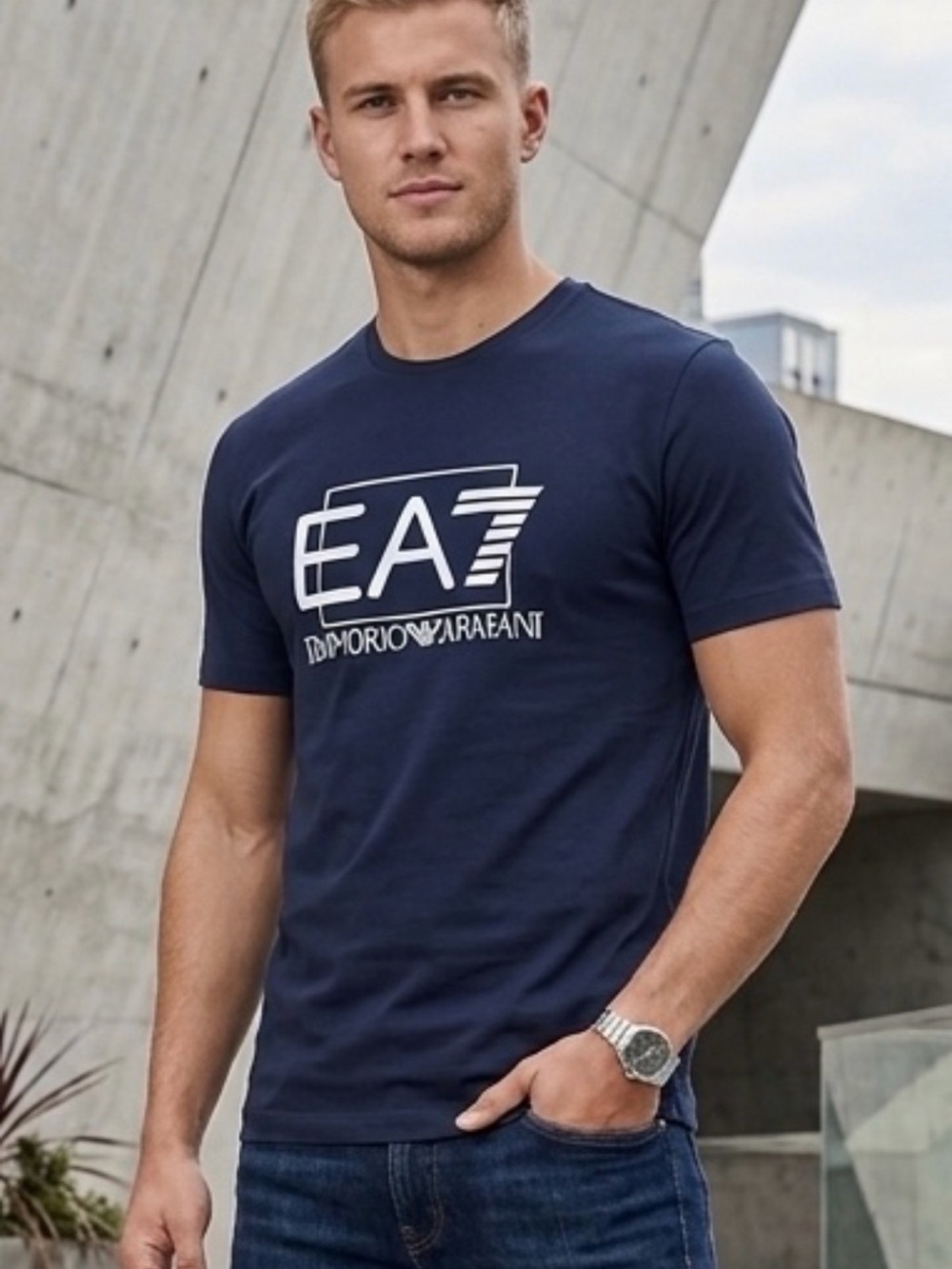 New Emporio Armani T-Shirt Mens Large Blue Logo Crew Neck EA7 $95